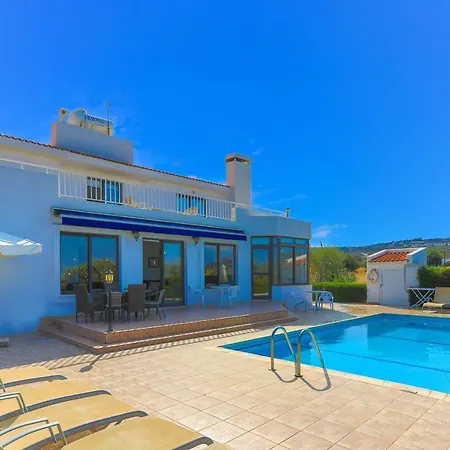 Stavriella Villa