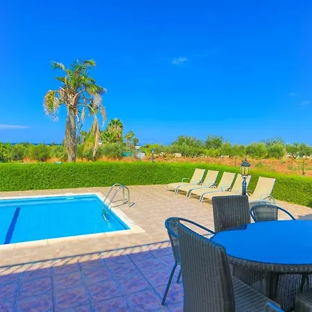 Stavriella Villa Latchi