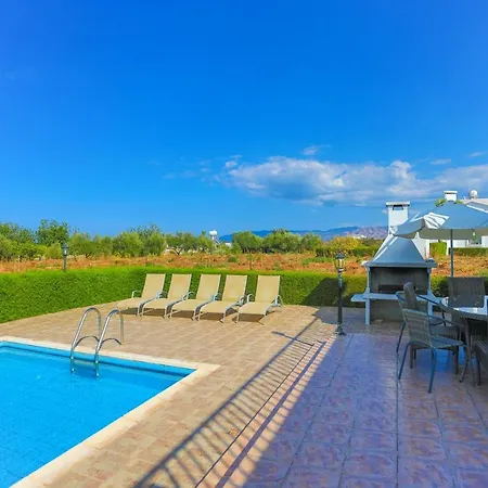 Villa Stavriella *